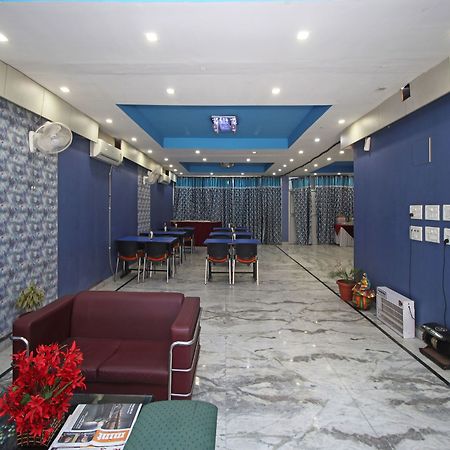 Oyo 576 Hotel Shree Kanta Residency Гургаон Экстерьер фото